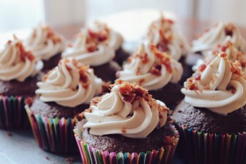 CARA MEMBUAT CUPCAKES SUPER INSTAN!